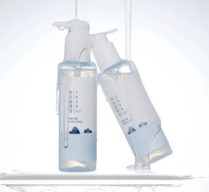 Легкий очищающий гель ROUND LAB 1025 Dokdo Cleansing Gel для мягкого удаления загрязнений, себума и пота без пересушивания кожи. 